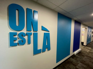 Lettrage 3D - Carrefour Jeunesse Emploi de l'Outaouais