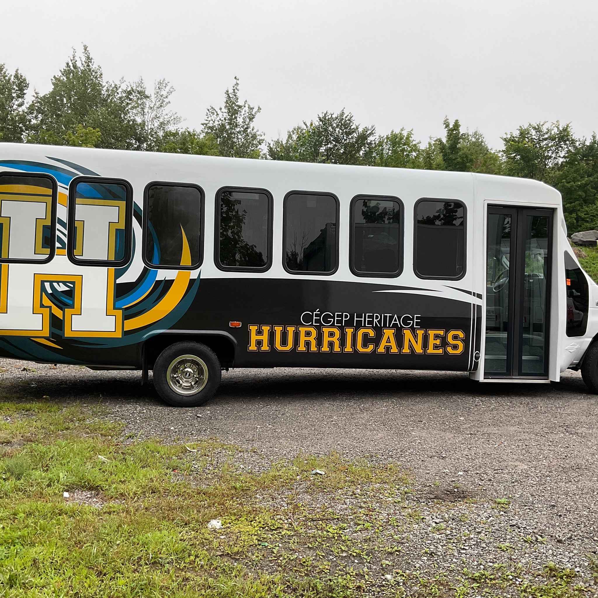 Les avantages des habillages d’autobus pour les petites entreprises