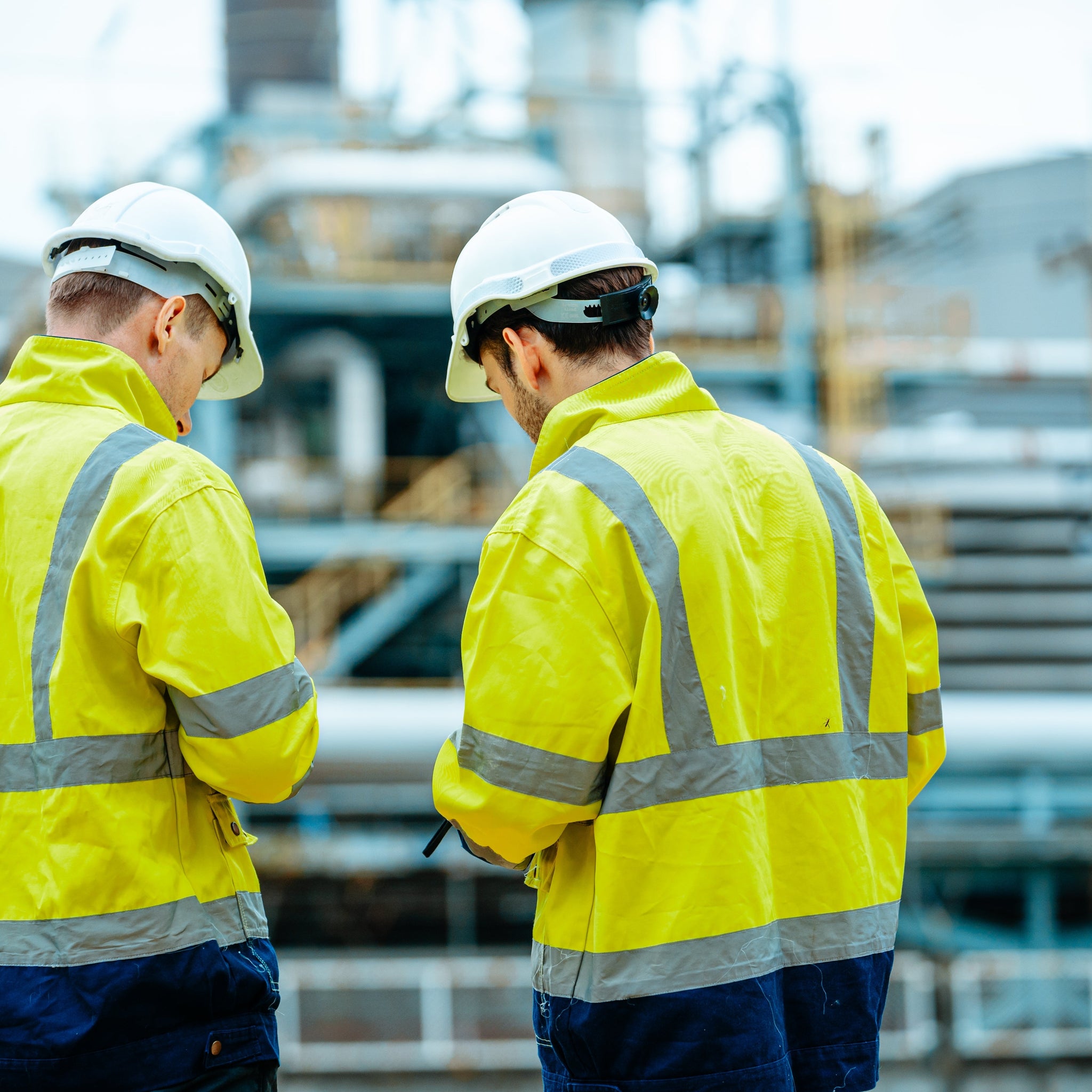 Vestes de travail personnalisées : renforcez l’identité de votre marque