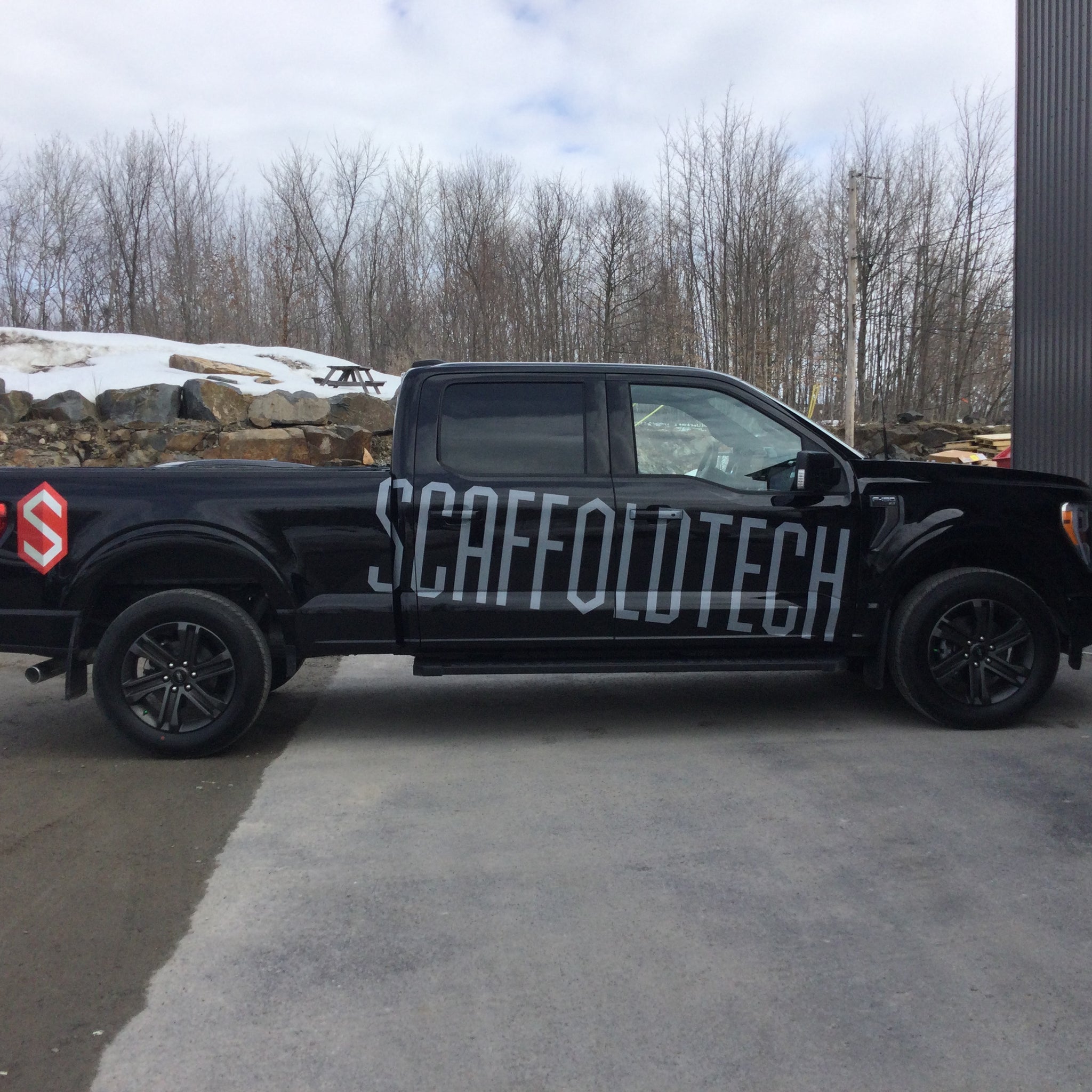 Lettrage pickup - Scaffoldtech