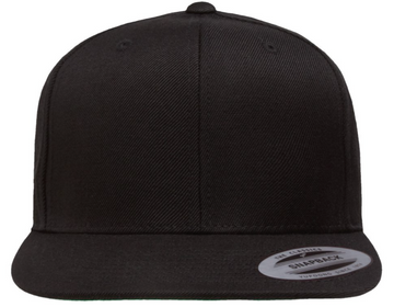 Adjustable cap with flat peak