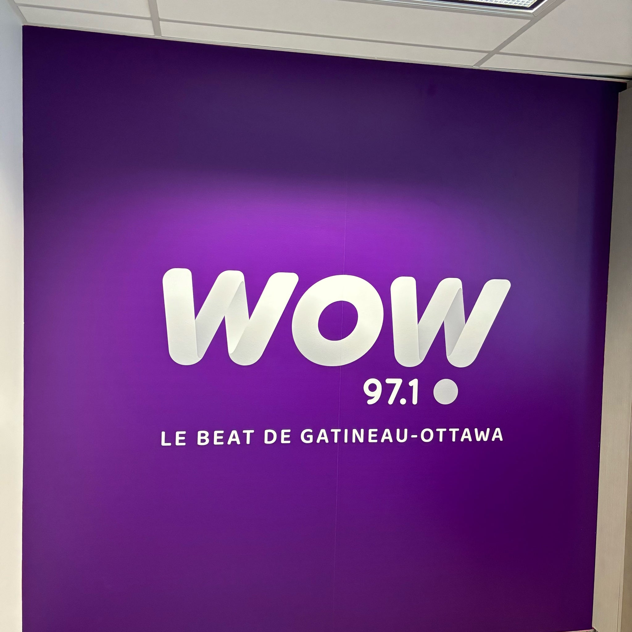 Murale - WOW 97.1