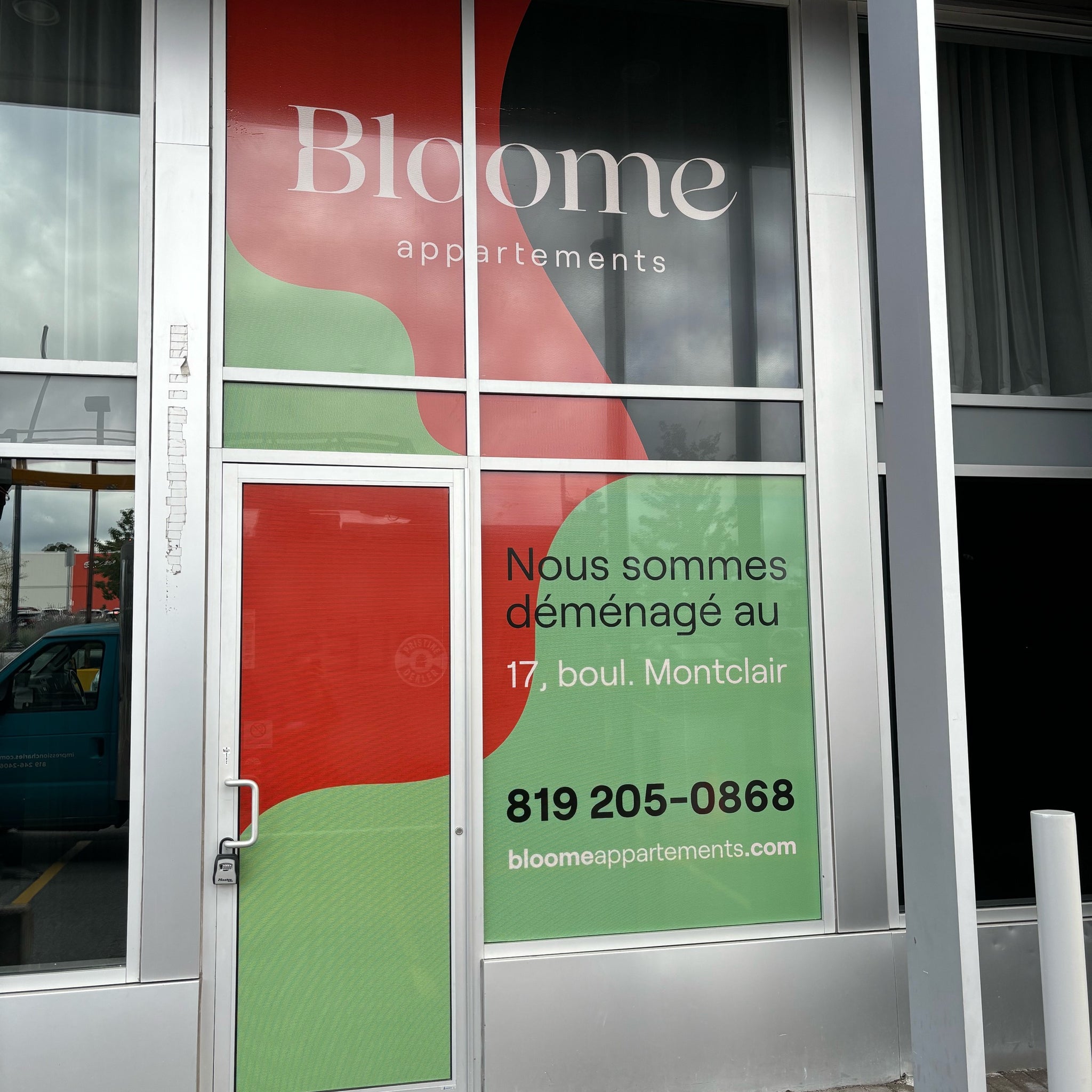 Habillage de vitrines - Bloome appartements