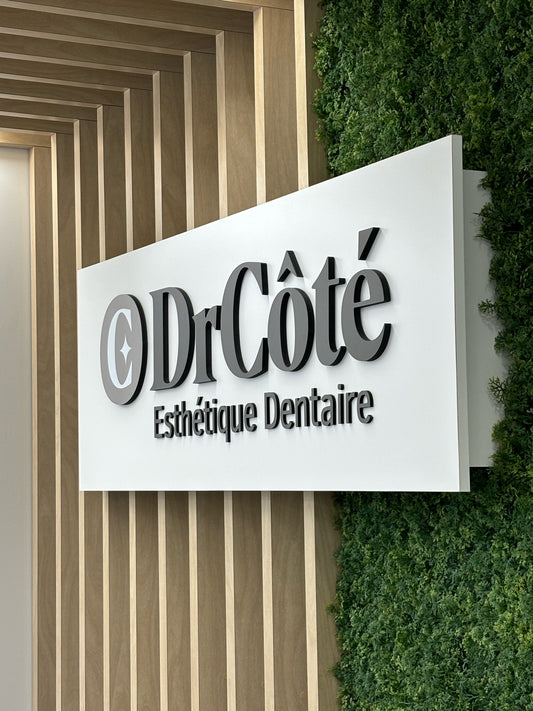 Logo 3D - Dr Côté - Esthétique dentaire