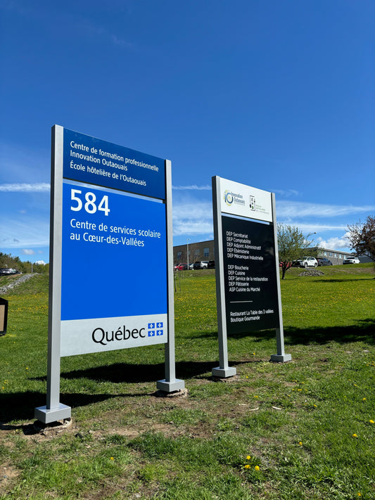 Enseigne sur pieds - Centre de services scolaire au Coeur-des-Vallées